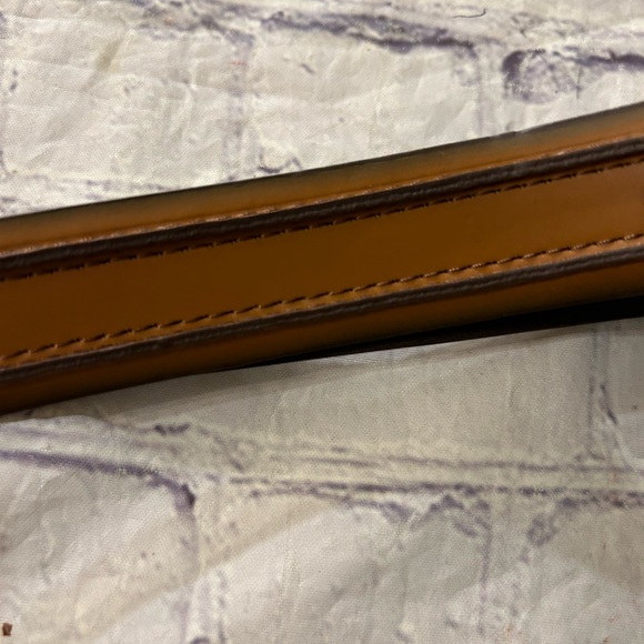 FLORSHEIM GENUINE LEATHER BROWN 3D DETAIL WITH SILVER TONE BUCKLE MENS BELT 38 - Picture 8 of 9